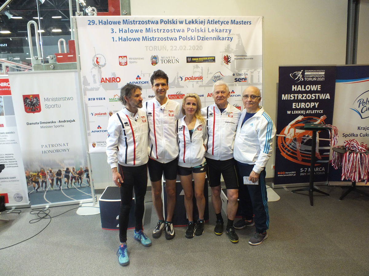 1. od lewej leszek grzegorz olga ja i julian pelka lekarz wiceprezes pzlam